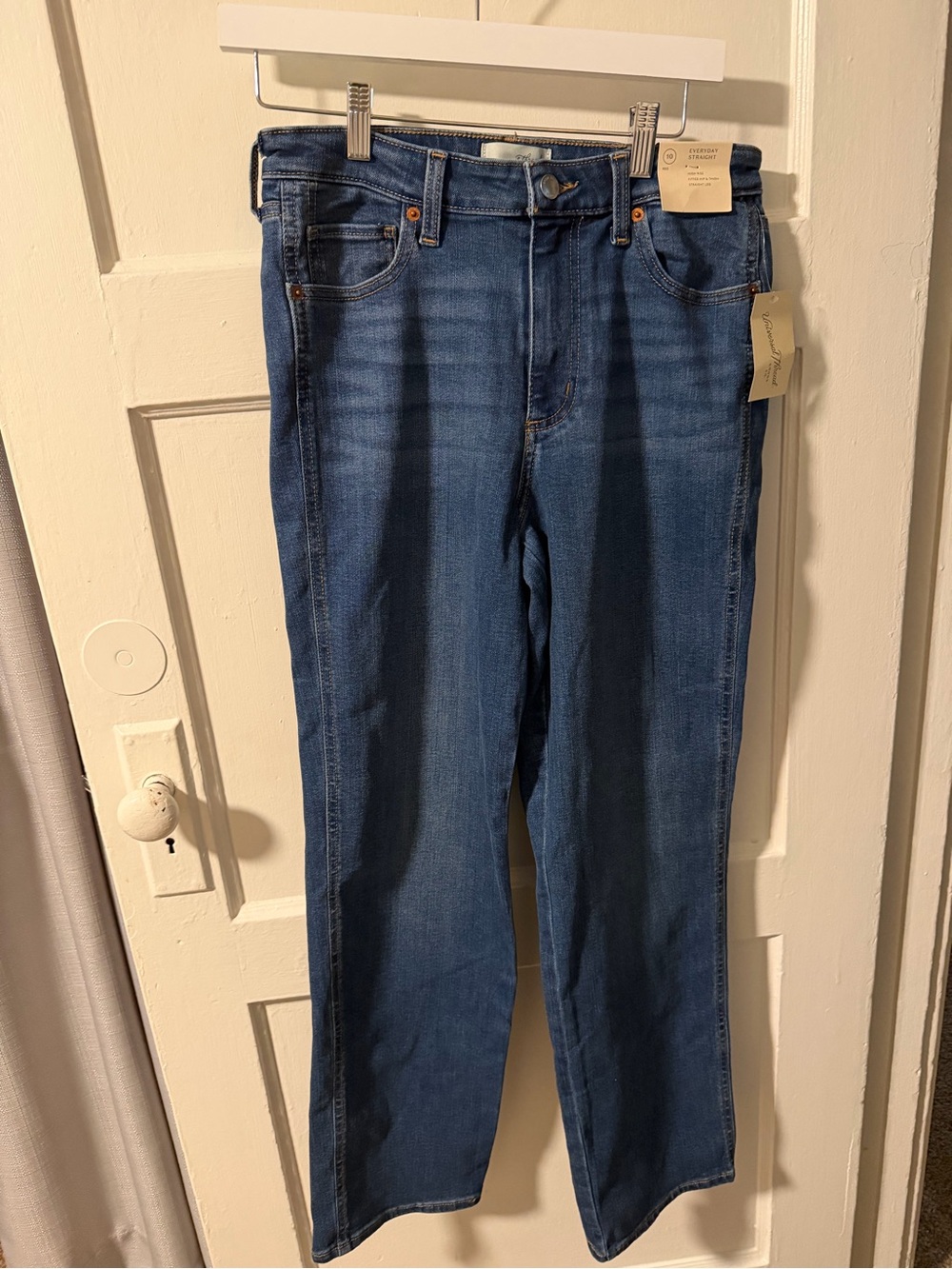 NWT Women's Universal Thread Sz 10 High-Rise Everyday Straight Leg Denim Jeans
